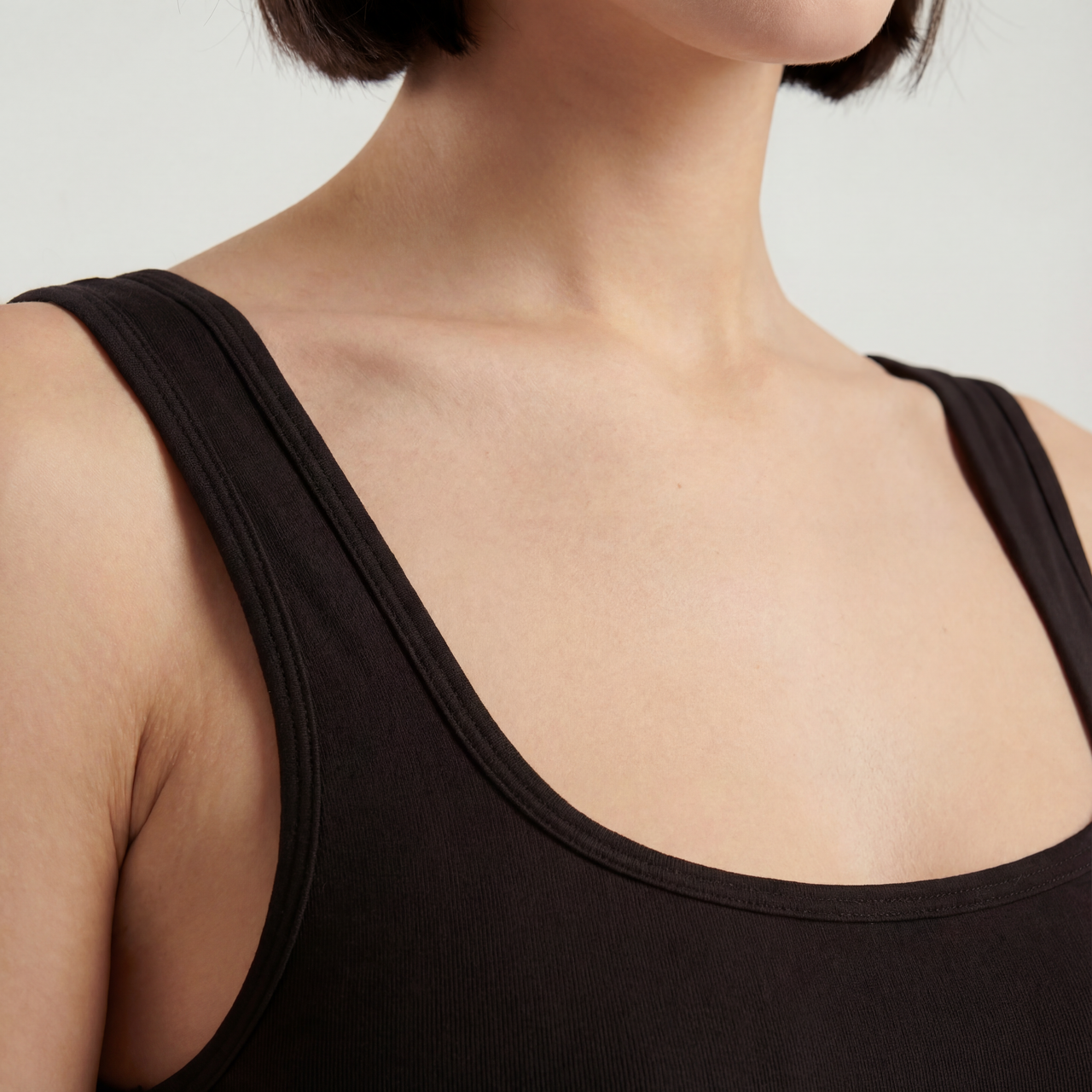 Seamless Open-Front Top - Figure 7